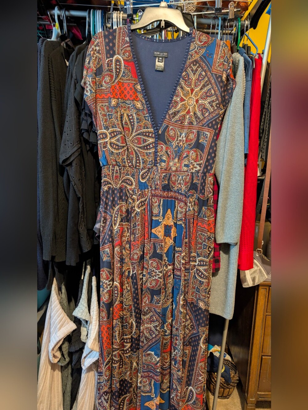 Karen Kane Navy Red Rust Paisley V-Neck Maxi Dress